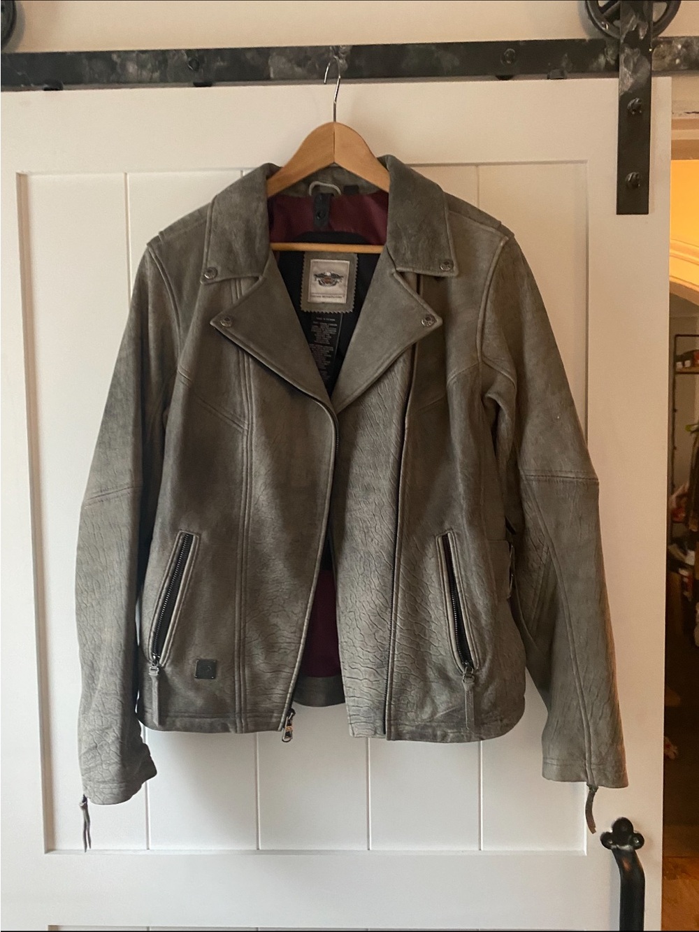 Harley Davidson Gray Leather Moto Jacket perfect condition practically new!!